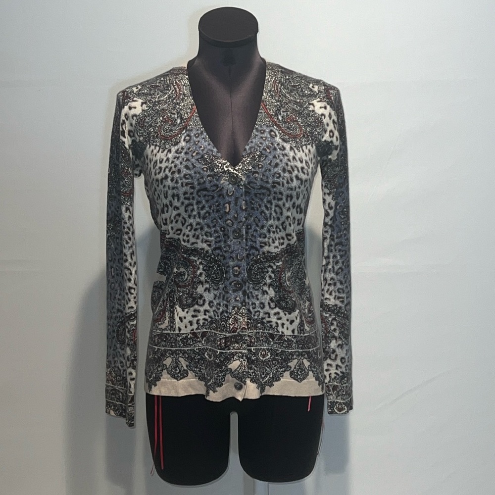 Neiman Marcus TheCashmereCollection Paisley&animal print Pattern button sweater!